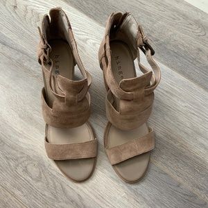 Hinge suede sandals with block heel  size 9 1/2